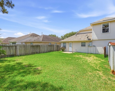 11402 Overland Trail Drive - Photo Thumbnail 30