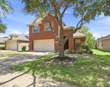 11402 Overland Trail Drive - Photo Thumbnail 1