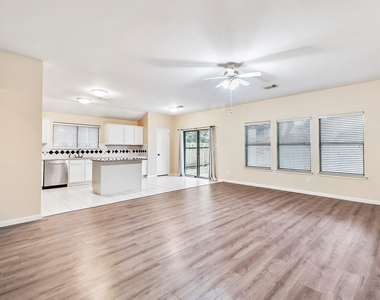 1814 Parkfair Court - Photo Thumbnail 12