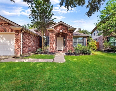1814 Parkfair Court - Photo Thumbnail 4