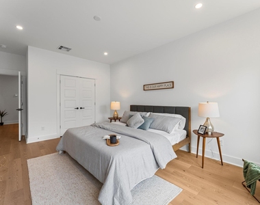 332 Neyland Street - Photo Thumbnail 17