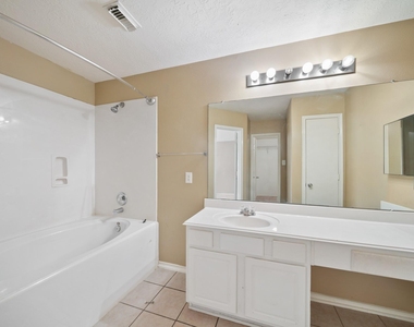 17802 Kerrybrook Lane - Photo Thumbnail 17
