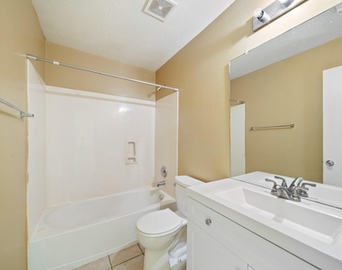 17802 Kerrybrook Lane - Photo Thumbnail 20