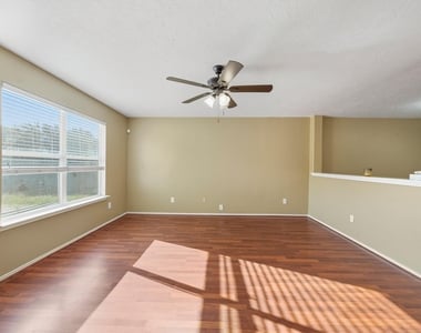 17802 Kerrybrook Lane - Photo Thumbnail 8