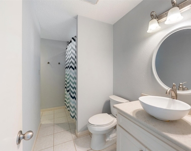 18040 Bal Harbour Drive - Photo Thumbnail 15