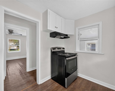6414 Woodrow Street - Photo Thumbnail 6