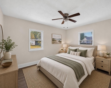 6414 Woodrow Street - Photo Thumbnail 9