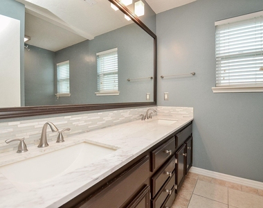 2119 Glen Knoll Drive - Photo Thumbnail 28