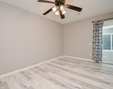 2119 Glen Knoll Drive - Photo Thumbnail 31