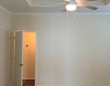 21406 Avalon Queen Drive - Photo Thumbnail 19