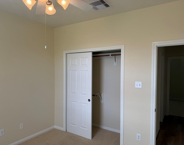 21406 Avalon Queen Drive - Photo Thumbnail 22