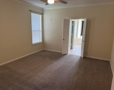 21406 Avalon Queen Drive - Photo Thumbnail 9