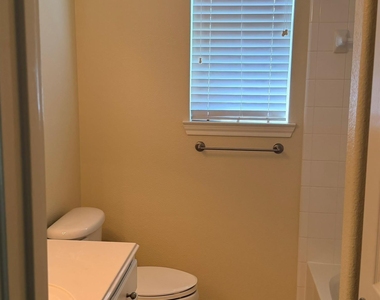 21406 Avalon Queen Drive - Photo Thumbnail 24