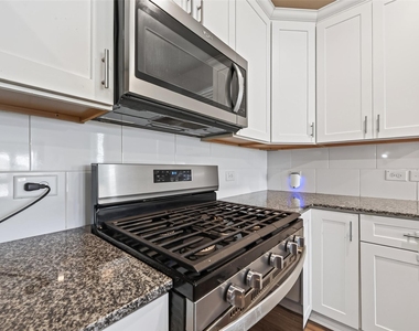 8111 Star Terrace Drive - Photo Thumbnail 8