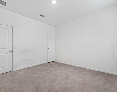 8111 Star Terrace Drive - Photo Thumbnail 28