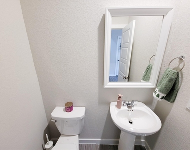 3119 Skyrock Drive - Photo Thumbnail 17