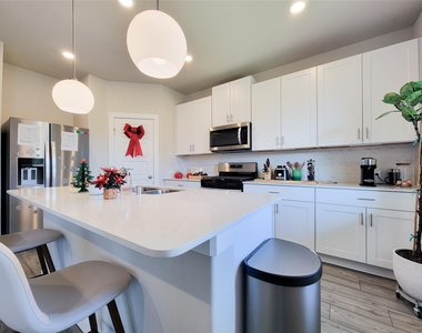 3119 Skyrock Drive - Photo Thumbnail 11
