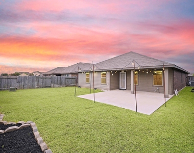21047 Warrender Terrace Lane - Photo Thumbnail 31