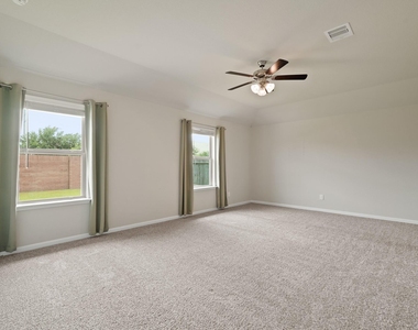 21047 Warrender Terrace Lane - Photo Thumbnail 20