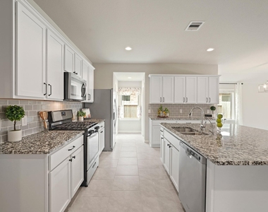 21047 Warrender Terrace Lane - Photo Thumbnail 5