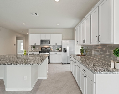 21047 Warrender Terrace Lane - Photo Thumbnail 4
