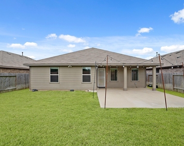 21047 Warrender Terrace Lane - Photo Thumbnail 35