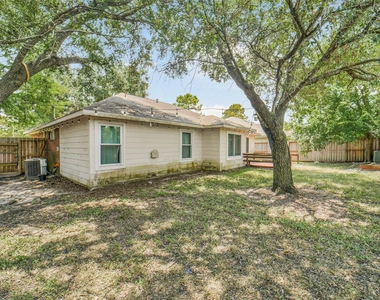 14606 Vaughnville Drive - Photo Thumbnail 21