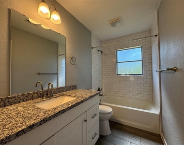514 Bertloma Street - Photo Thumbnail 12