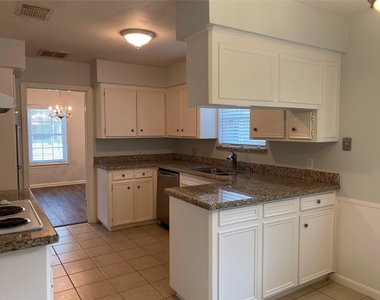 12314 Rincon Drive - Photo Thumbnail 14
