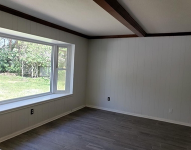 12314 Rincon Drive - Photo Thumbnail 11