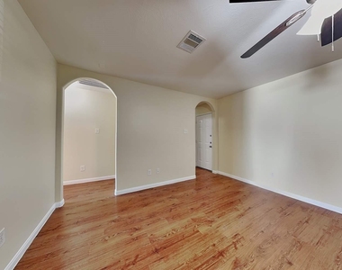 18715 Dennington Drive - Photo Thumbnail 4