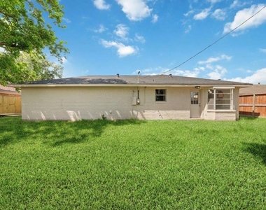 12207 Pompano Lane - Photo Thumbnail 17