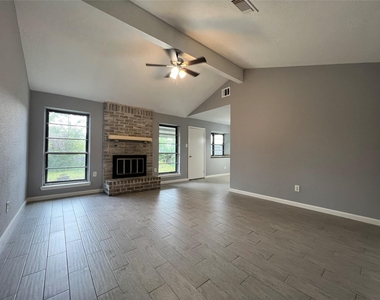 23822 Firegate Drive - Photo Thumbnail 2