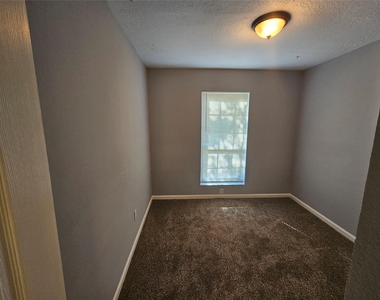 23822 Firegate Drive - Photo Thumbnail 15