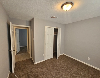 23822 Firegate Drive - Photo Thumbnail 14