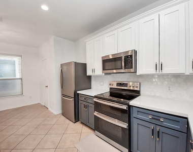 1117 Palmer Street - Photo Thumbnail 13