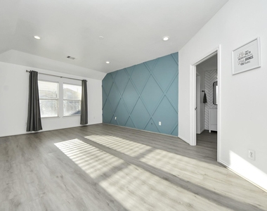 1117 Palmer Street - Photo Thumbnail 19