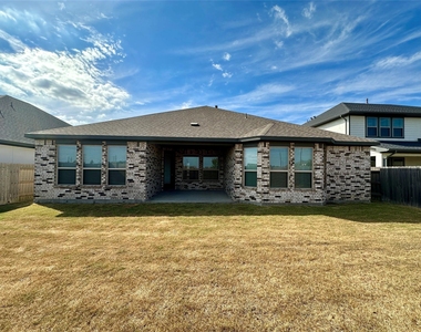 9218 Rocking Plain Lane - Photo Thumbnail 27