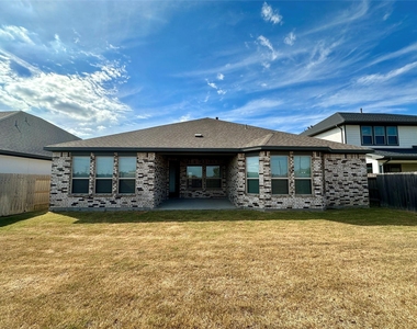 9218 Rocking Plain Lane - Photo Thumbnail 25