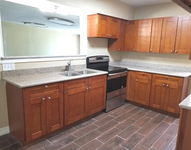 5631 Belarbor Street - Photo Thumbnail 5