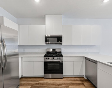 5927 Manning Oaks Street - Photo Thumbnail 1