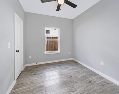 16733 E Hammon - Photo Thumbnail 18