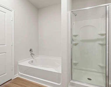 8843 New Jade Drive - Photo Thumbnail 7