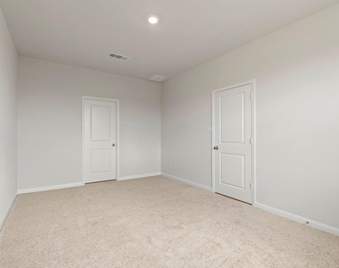 8843 New Jade Drive - Photo Thumbnail 5