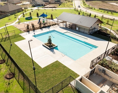 8843 New Jade Drive - Photo Thumbnail 14