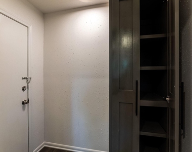 3320 Wentworth Street - Photo Thumbnail 18