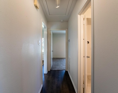 3320 Wentworth Street - Photo Thumbnail 22