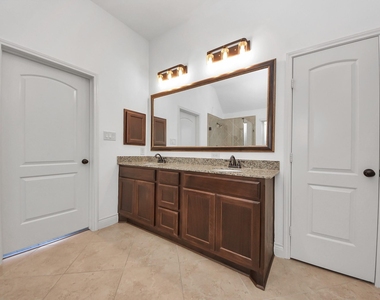 27126 Ashley Hills Court - Photo Thumbnail 44
