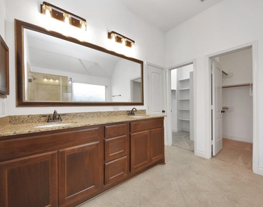 27126 Ashley Hills Court - Photo Thumbnail 42