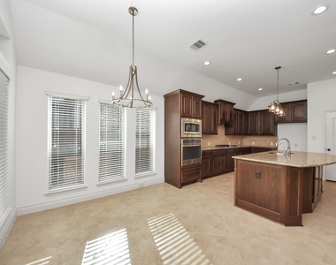 27126 Ashley Hills Court - Photo Thumbnail 14